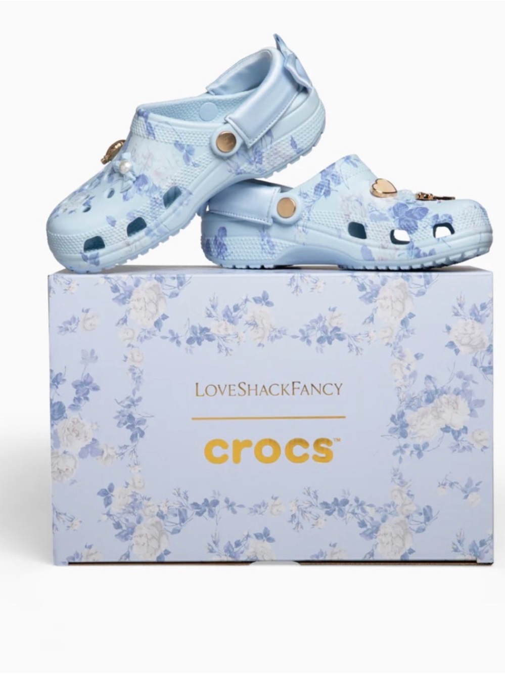 💙 🎀 CROCS X LOVE SHACK FANCY 💙 Collector Collab Size 8 new in box